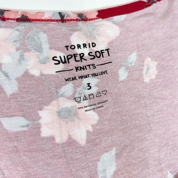 Torrid Peplum Blouse Women's 3 Red Floral Cap Sleeves Gathered Bodice Hi Low Hem - Picture 2 of 7